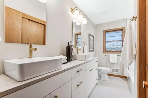 Bath - 22625 County Road 10, Loretto, MN 55357 photo 1 of 5