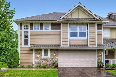 3251 Red Oak Trl, Medina, MN 55340