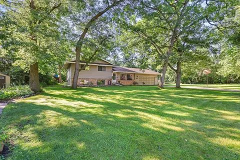 17876 Ixonia Ave, Lakeville, MN 55044