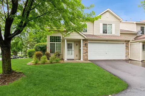 5114 207th St N, Forest Lake, MN 55025