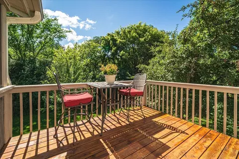 Exterior - 1536 Clemson Dr #B, Eagan, MN 55122 photo 4 of 20
