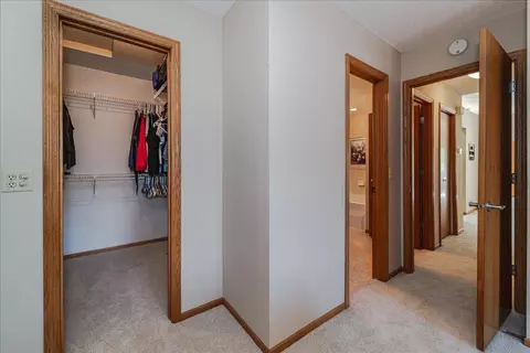 Entry Way - 1536 Clemson Dr #B, Eagan, MN 55122 photo 5 of 7