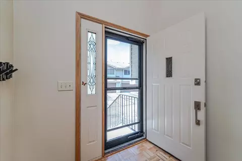 Entry Way - 1536 Clemson Dr #B, Eagan, MN 55122 photo 1 of 7