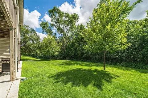 Exterior - 1536 Clemson Dr #B, Eagan, MN 55122 photo 16 of 20