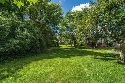 Exterior - 1536 Clemson Dr #B, Eagan, MN 55122 photo 13 of 20