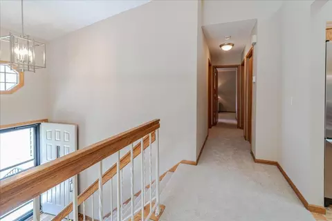 Entry Way - 1536 Clemson Dr #B, Eagan, MN 55122 photo 4 of 7