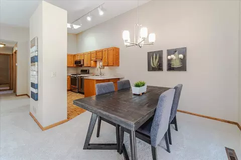 Dining - 1536 Clemson Dr #B, Eagan, MN 55122 photo 2 of 2