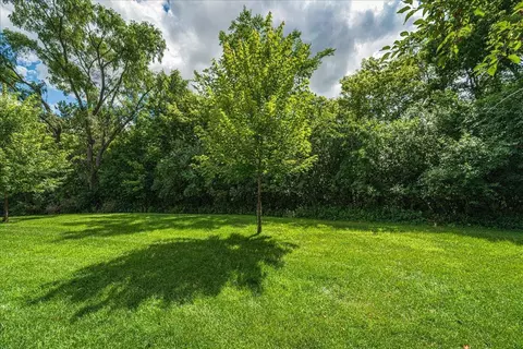 Exterior - 1536 Clemson Dr #B, Eagan, MN 55122 photo 15 of 20