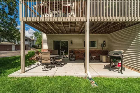 Exterior - 1536 Clemson Dr #B, Eagan, MN 55122 photo 18 of 20