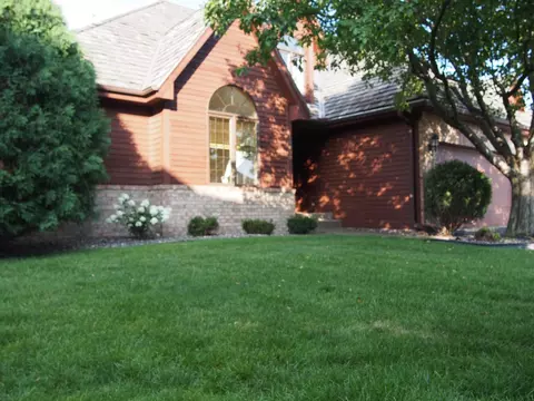 10820 57th Ave N, Plymouth, MN 55442