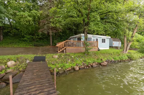 17493 Gary Trl #25, Faribault, MN 55021