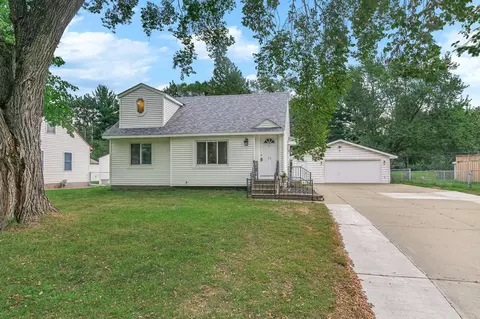 22 Center Rd, Circle Pines, MN 55014
