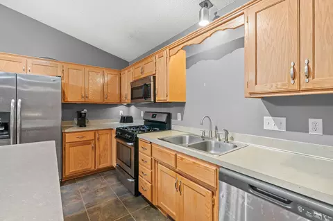 1514 17th St N, Princeton, MN 55371