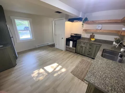 Kitchen - 1311 M St NE, Brainerd, MN 56401 photo 3 of 3