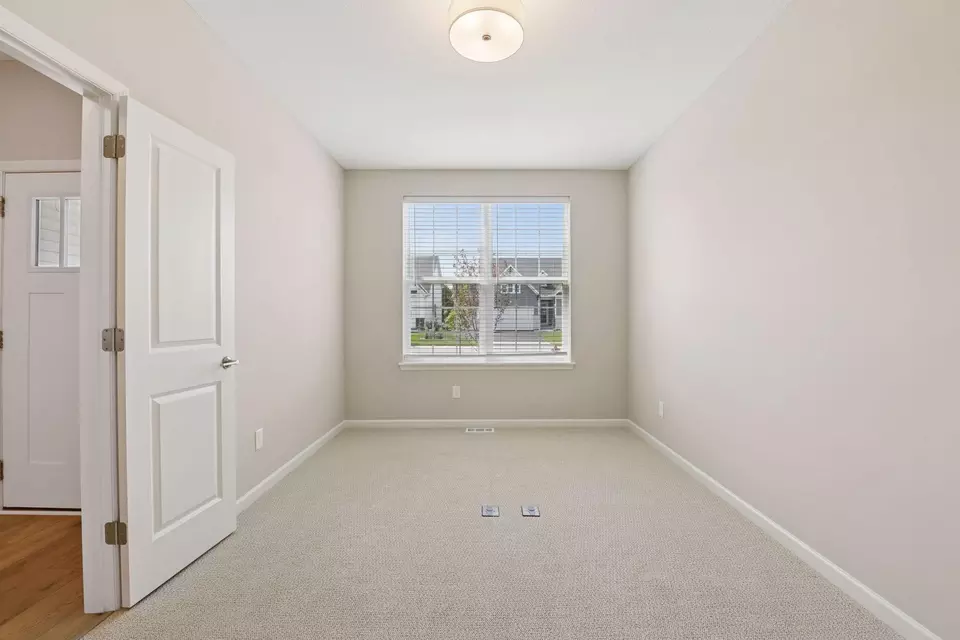 Bedroom - 1095 Moers Dr, Chaska, MN 55318 photo 2 of 8