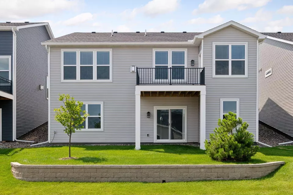 Exterior - 1095 Moers Dr, Chaska, MN 55318 photo 3 of 15