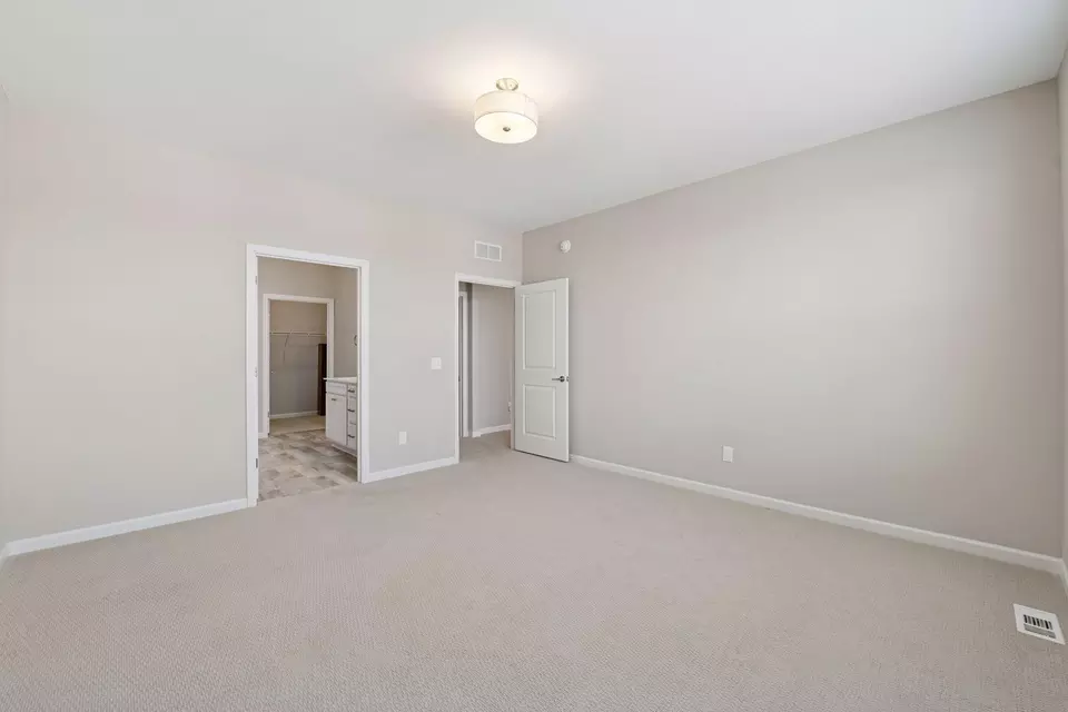 Bedroom - 1095 Moers Dr, Chaska, MN 55318 photo 7 of 8