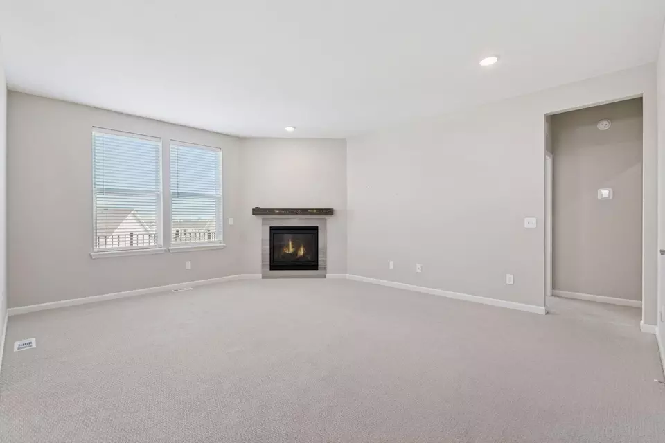 Living - 1095 Moers Dr, Chaska, MN 55318 photo 2 of 8