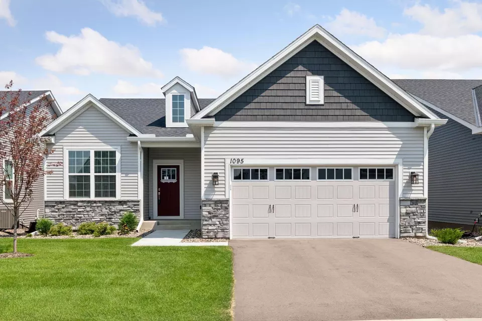 Exterior - 1095 Moers Dr, Chaska, MN 55318 photo 2 of 15