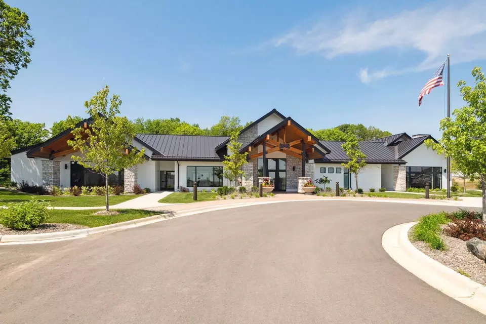 View/Area - 1095 Moers Dr, Chaska, MN 55318 photo 1 of 13