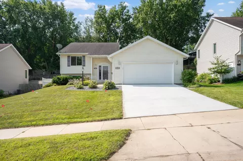 2620 59th St NW, Rochester, MN 55901