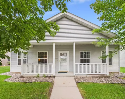 1753 Knottingham Dr, Sartell, MN 56377
