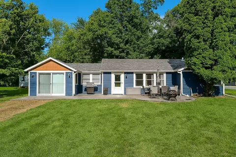 18676 S Lakeshore Dr, Glenwood, MN 56334