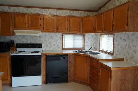 Kitchen - 47 Coban Dr, Duluth, MN 55808 photo 1 of 3