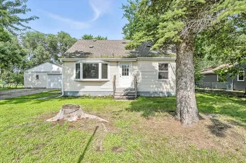 5660 Elmhurst Ave, Crystal, MN 55428