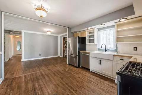 2079 Shale Ln, Eagan, MN 55122 photo 4