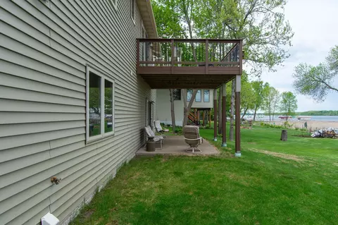 Exterior - 1900 White Cloud Dr E, Isle, MN 56342 photo 3 of 7
