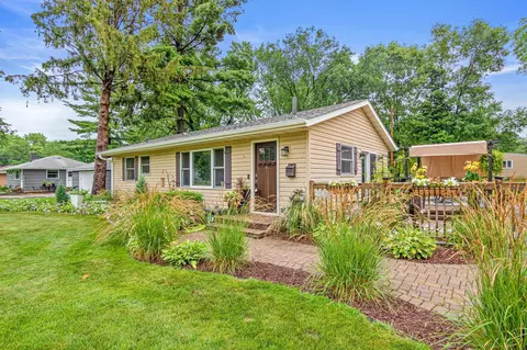 11031 Upton Ave S, Bloomington, MN 55431