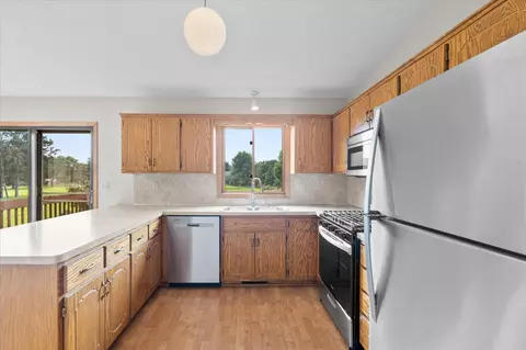 Kitchen - 11343 Edgewood Ave N, Champlin, MN 55316 photo 4 of 7