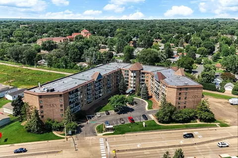 2601 Kenzie Ter #329, Saint Anthony, MN 55418