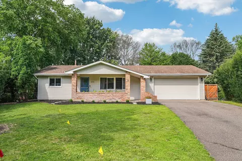 5175 Hemlock Ln N, Plymouth, MN 55442