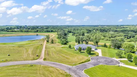 243 Cottonwood Cv, Lynd, MN 56157