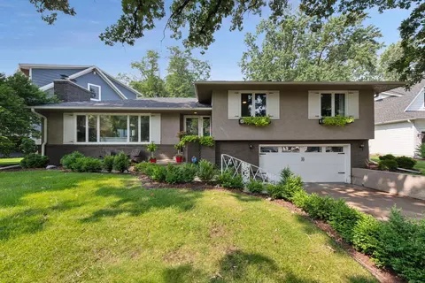 5712 Fairfax Ave, Edina, MN 55424