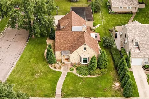 605 5th Ave SW, Faribault, MN 55021 photo 3