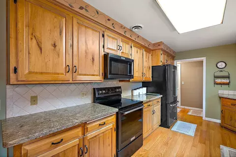 605 5th Ave SW, Faribault, MN 55021 photo 17