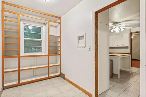 Entry Way - 225 4th Ave SW, Faribault, MN 55021 photo 1 of 3