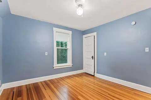 Bedroom - 225 4th Ave SW, Faribault, MN 55021 photo 4 of 9