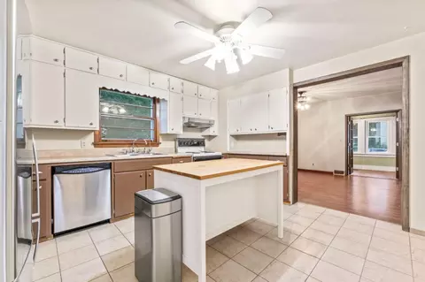 Kitchen - 225 4th Ave SW, Faribault, MN 55021 photo 1 of 3
