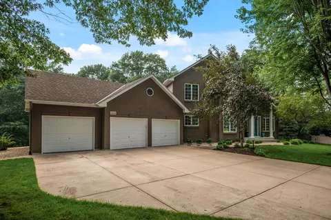22468 Tipton St NW, Elk River, MN 55330