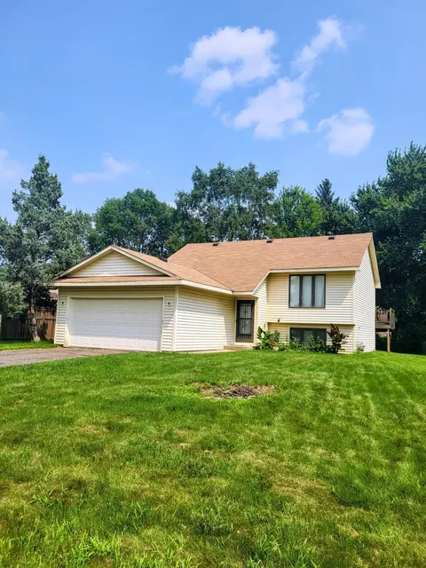 3914 Westbury Trl, Eagan, MN 55123