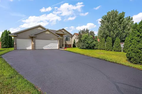787 Harrison Dr, Big Lake, MN 55309