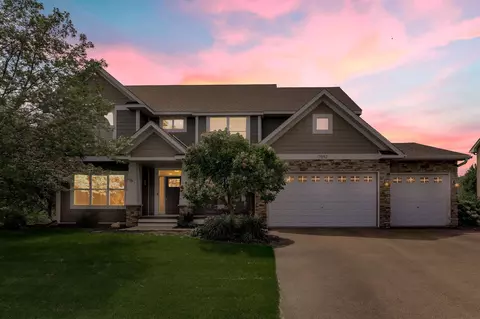 17592 Haverhill Cir, Lakeville, MN 55044