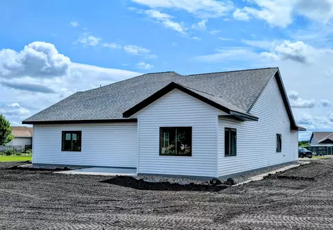 604 W 7th Ave, Osakis, MN 56360 photo 4