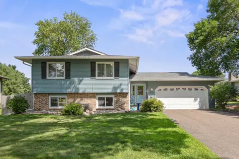 6970 Jonquil Ln N, Maple Grove, MN 55369