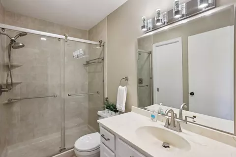 4321 Trenton Trl, Eagan, MN 55123 photo 14