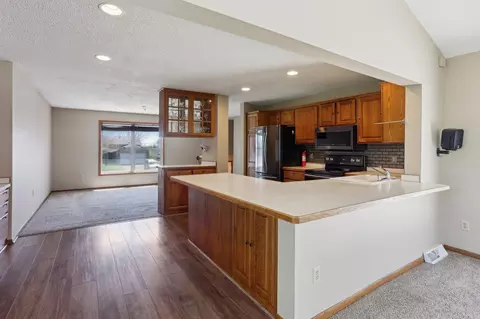 4321 Trenton Trl, Eagan, MN 55123 photo 9
